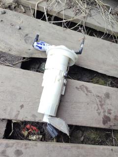 Бензонасос 15100-82K01 на Suzuki Mr Wagon MF33S R06A Фото 6