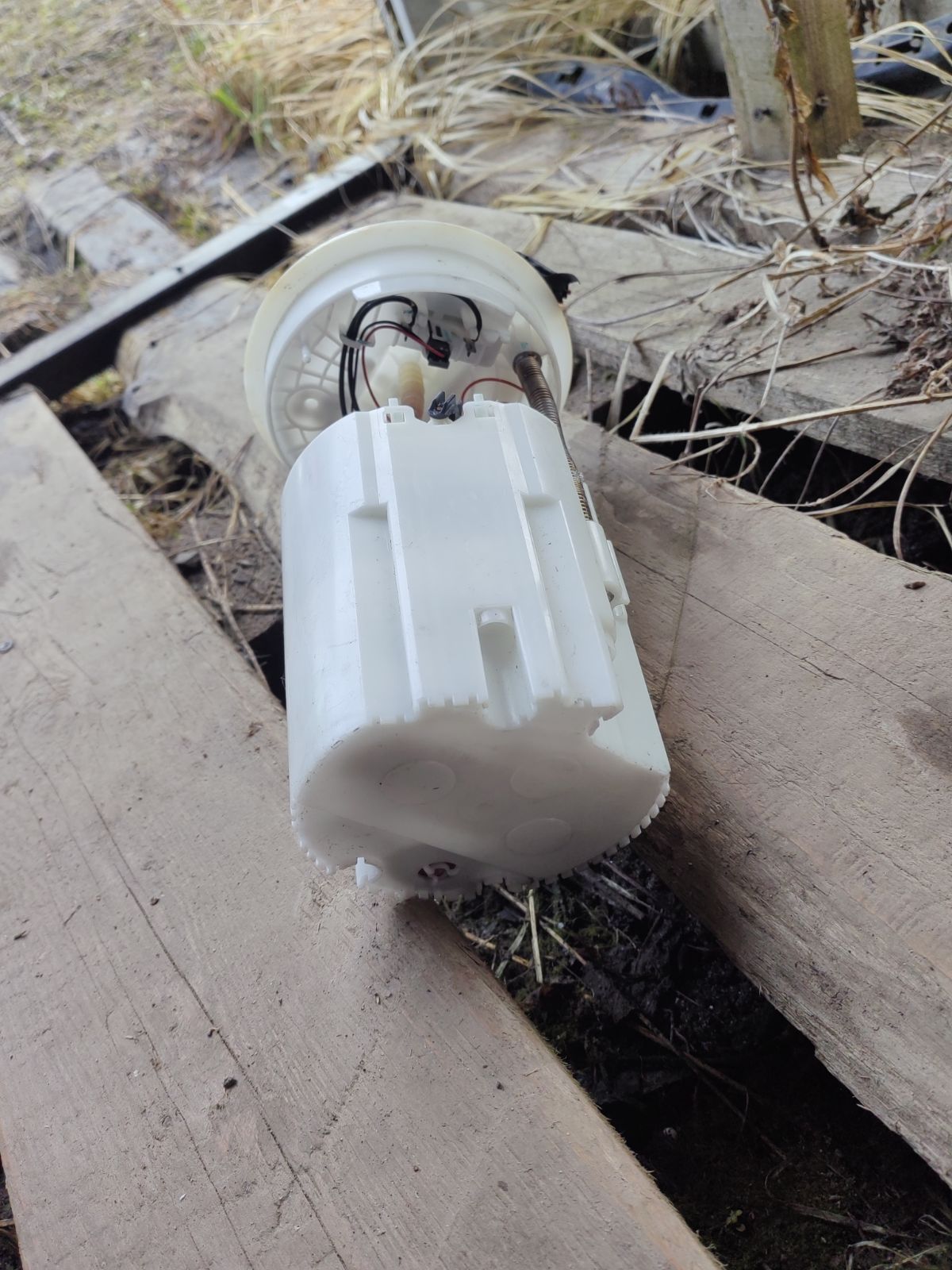 Бензонасос 8N619H307 на Volvo Фото 6