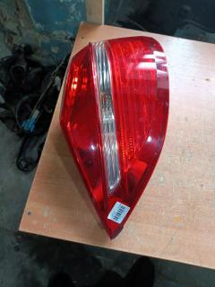 Стоп D046A D046A на Honda Elysion RR1 Фото 8