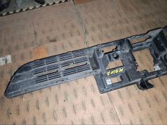 Решетка радиатора на Toyota Tank M900A Фото 17