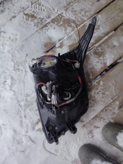 Фара 28-226 28-226 на Toyota Voxy ZRR70G Фото 9