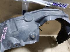 Подкрылок 53875-28191 на Toyota Voxy ZRR70G 3ZR-FE Фото 3