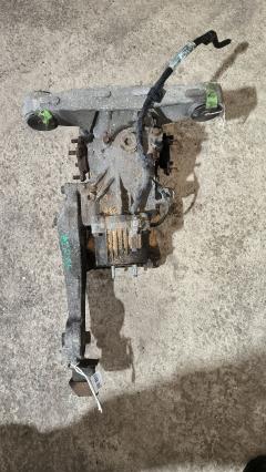 Редуктор на Toyota Voxy AZR65G 1AZ-FSE 41110-44020  41110-44021, Заднее расположение