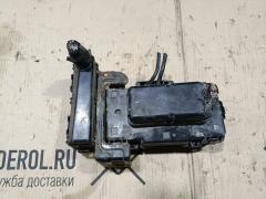 Блок предохранителей на Honda Stepwgn RF3 K20A Фото 4