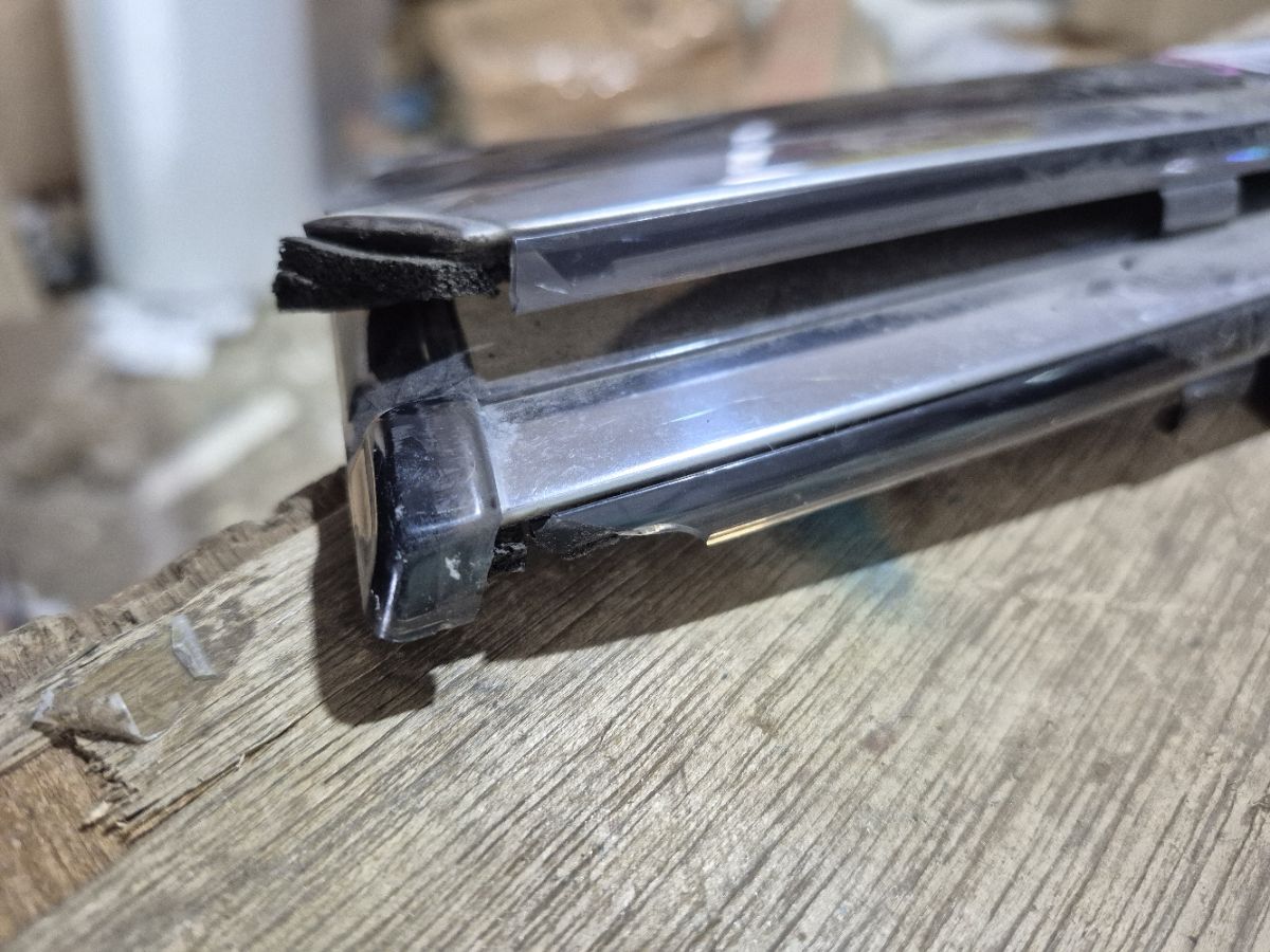 Ветровик на Subaru Legacy BM9 Фото 7