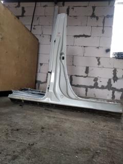 Стойка кузова средняя на Mitsubishi Delica D5 CV5W 4B12 Фото 3