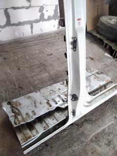 Стойка кузова средняя на Mitsubishi Delica D5 CV5W 4B12 Фото 4
