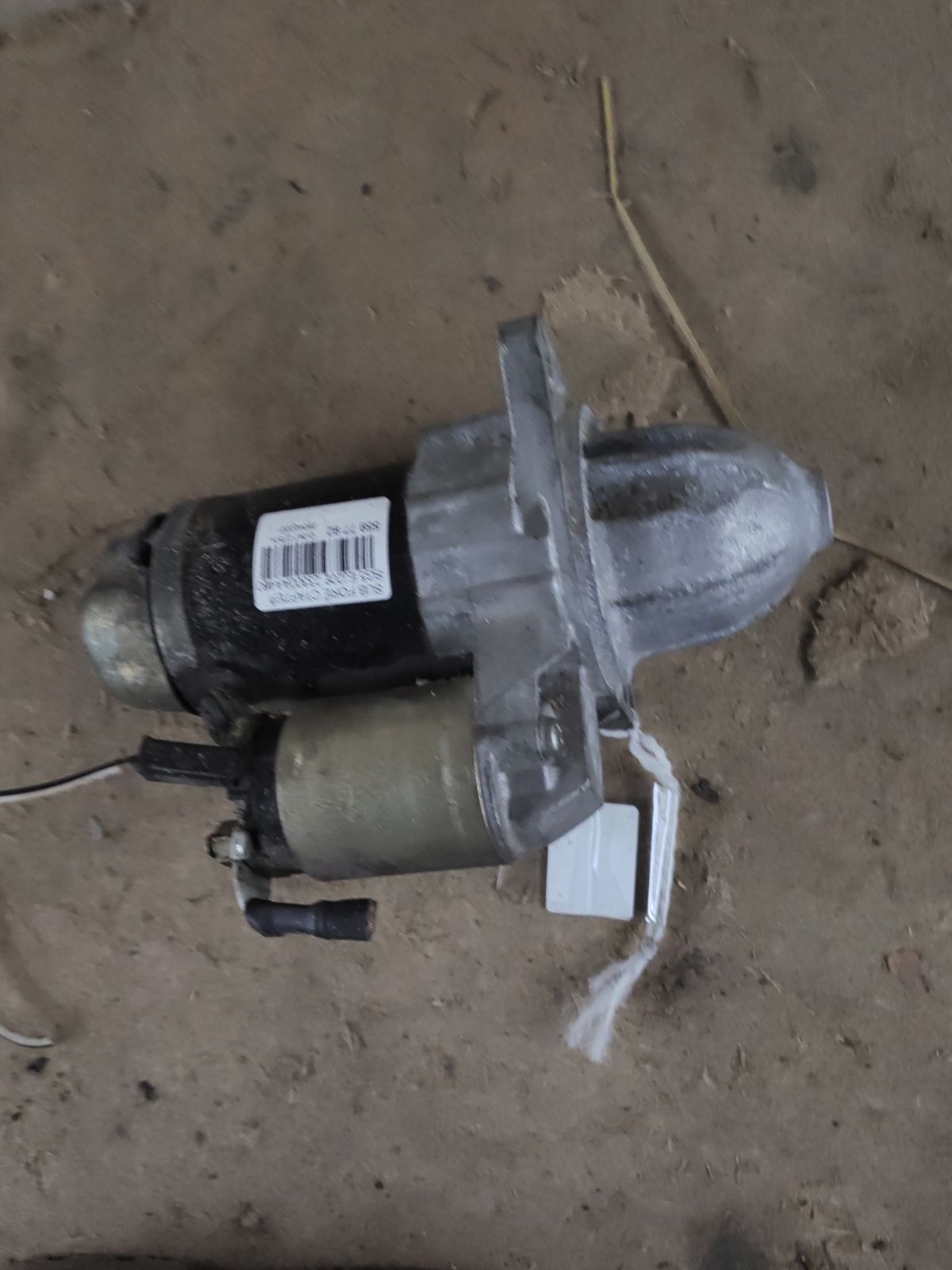 Стартер 23300AA460 на Subaru Forester SG5 EJ202 Фото 6