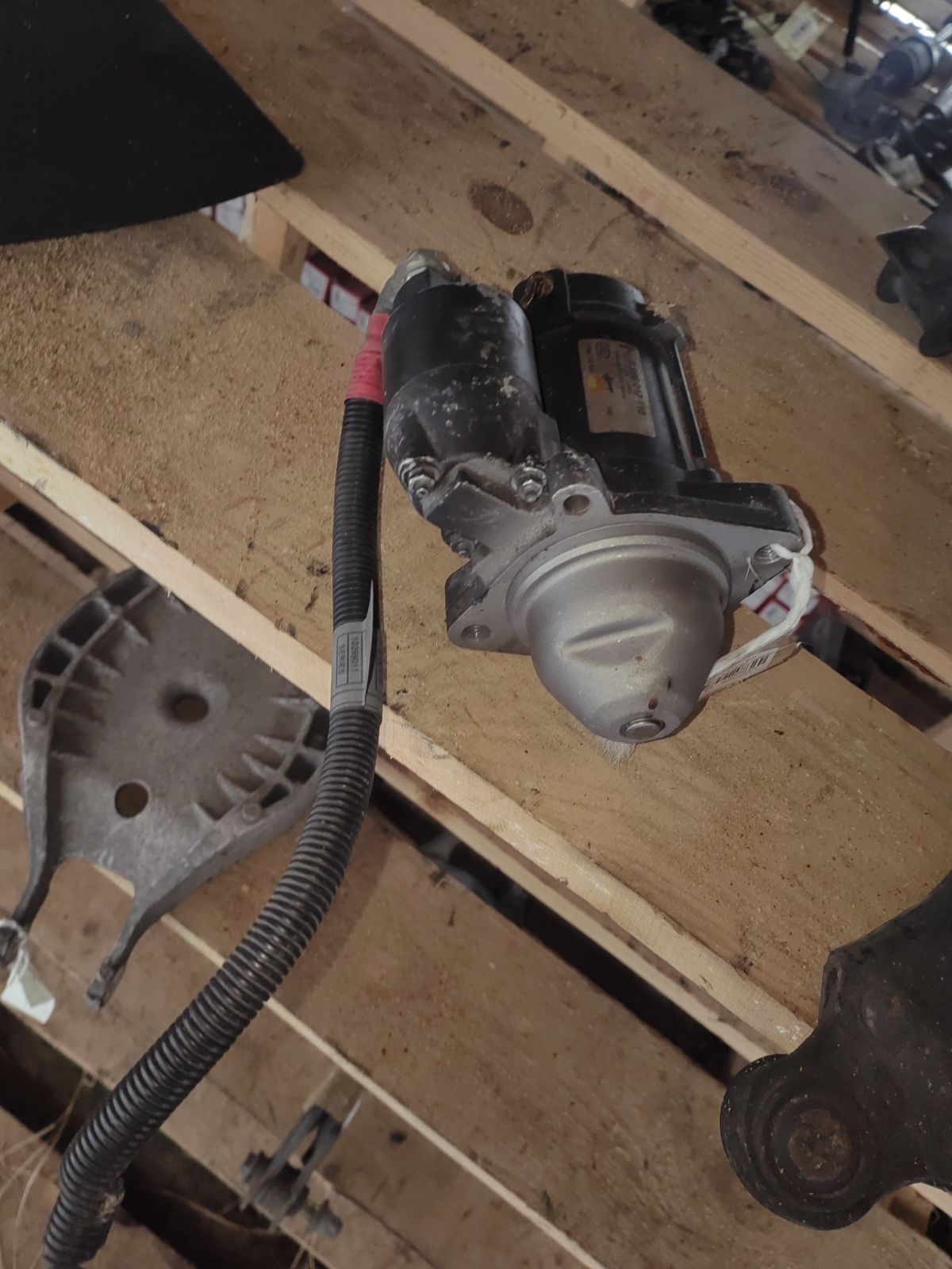 Стартер 0986017110, 0001108115, 0001108157, 12411466102, 12411466342, 12411710373, 12411712937, 12411714750, 12411715238, 12411735400, 12411735524, 12411738602, 12411738604, 12411739273, 12411740374, 12411740378, 12411740379, LC-047-1510 на Bmw X3 E83-PC92 N52-B30AF Фото 7