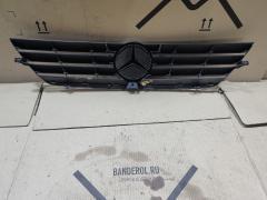 Решетка радиатора A2038800383 на Mercedes-Benz C-Class W203 Фото 4