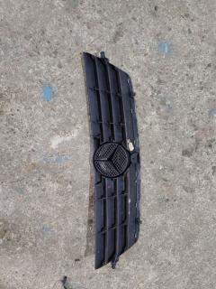 Решетка радиатора A2038800383 на Mercedes-Benz C-Class W203 Фото 8