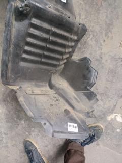 Подкрылок 53875-30150, 915.LX10003R на Toyota Aristo JZS160 2JZ-GE Фото 2