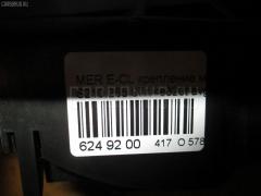 Крепление магнитофона A2106890016 на Mercedes-Benz E-Class Station Wagon S210.265 Фото 8