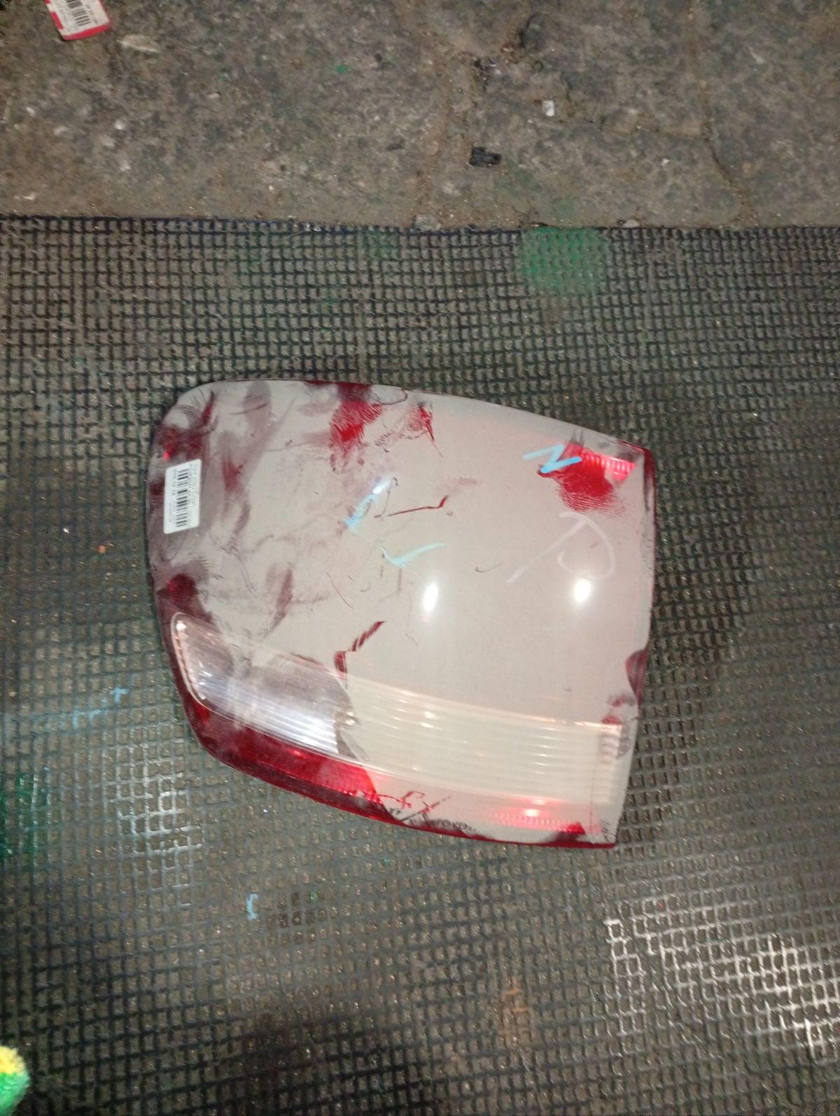 Стоп 44-35 44-35,81561-44070 на Toyota Ipsum ACM26W Фото 3