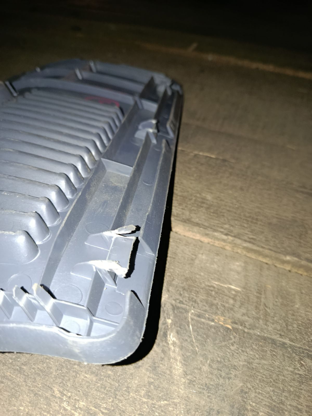 Обшивка багажника на Toyota Land Cruiser Prado KZJ95W Фото 8