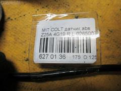 Датчик ABS MR955029 на Mitsubishi Colt Z25A 4G19 Фото 2