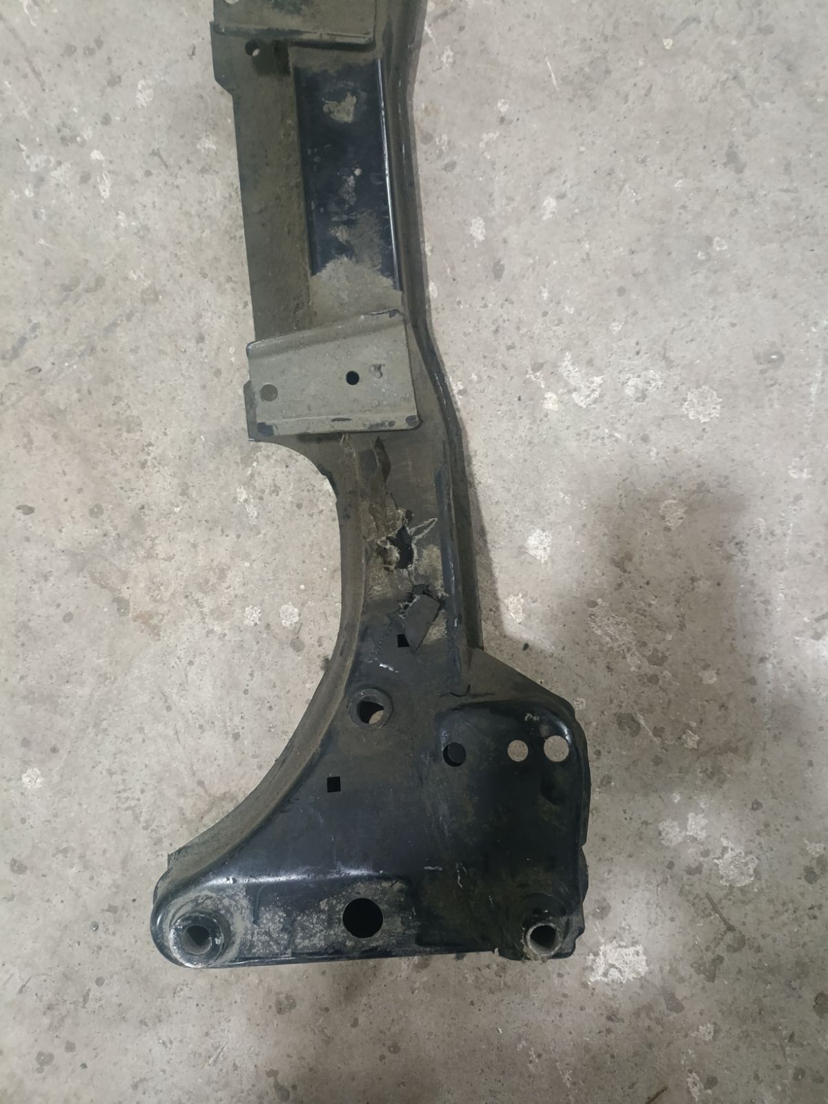 Балка под ДВС 31111096902 на Bmw 3-Series E46-AT52 N42B18A Фото 4