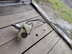 Главный тормозной цилиндр A0054309001, A0054309101 на Mercedes-Benz S-Class W220.065 112.944 Фото 4