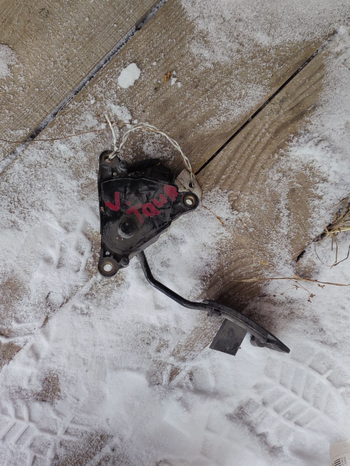 Педаль подачи топлива на Volkswagen Touran 1T Фото 5