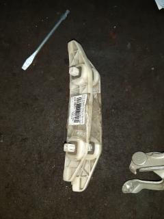 Крепление бампера на Nissan March K13 Фото 3