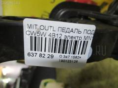 Педаль подачи топлива на Mitsubishi Outlander CW5W 4B12 Фото 3