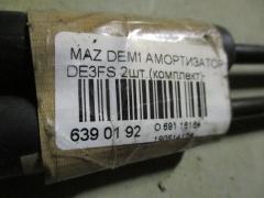 Амортизатор двери на Mazda Demio DE3FS Фото 2
