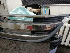 Решетка радиатора 75100-XKN-K0S0 на Honda Stepwgn RG1 Фото 8