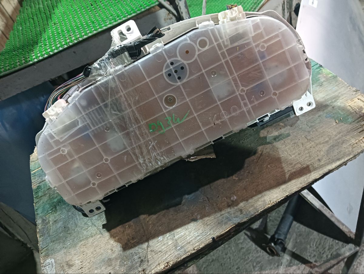 Спидометр на Mazda Demio DY3W ZJ-VE Фото 4