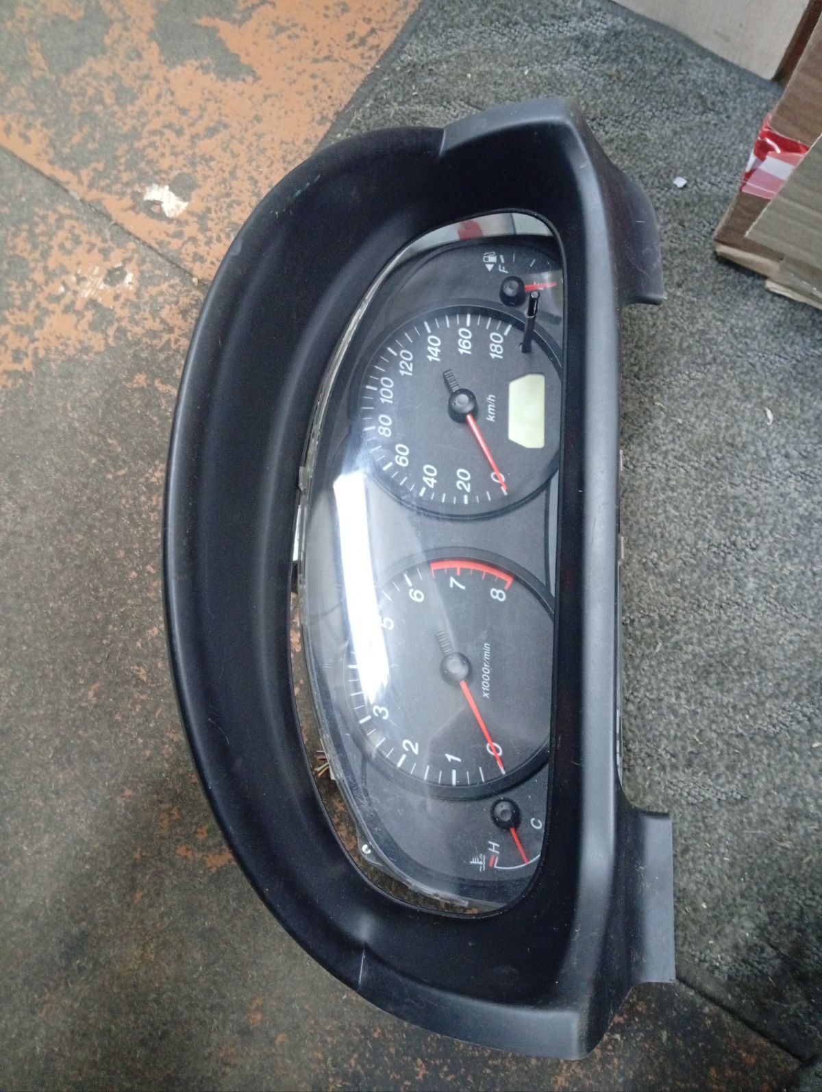 Спидометр на Mazda Demio DY3W ZJ-VE Фото 6