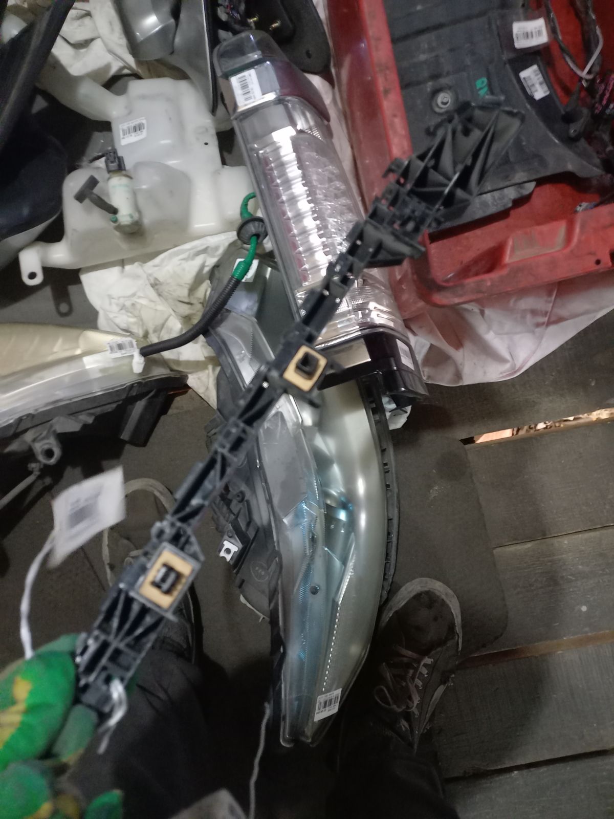 Крепление бампера 71593-T5A-000 на Honda Fit GK3 Фото 6