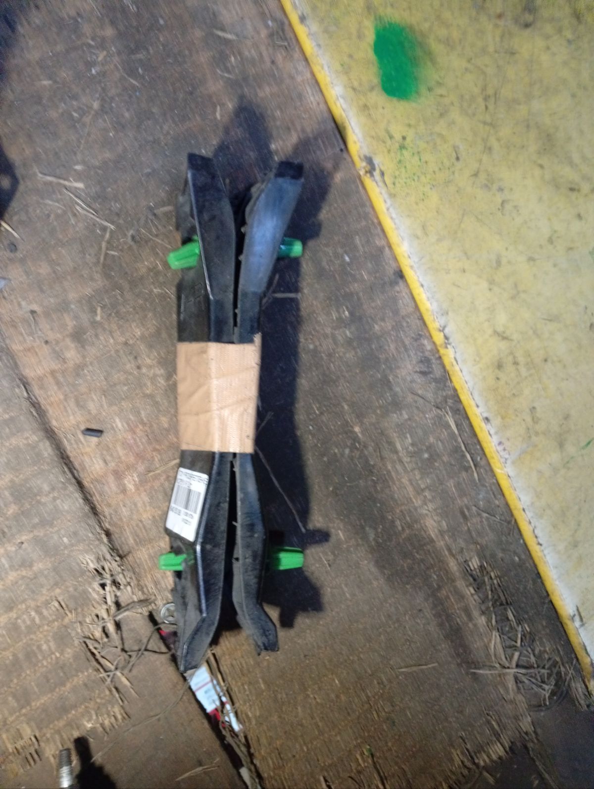 Крепление бампера на Toyota Probox NCP51V Фото 2