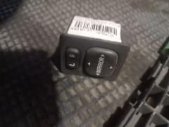 Блок управления зеркалами на Toyota Passo KGC10 1KR-FE Фото 3