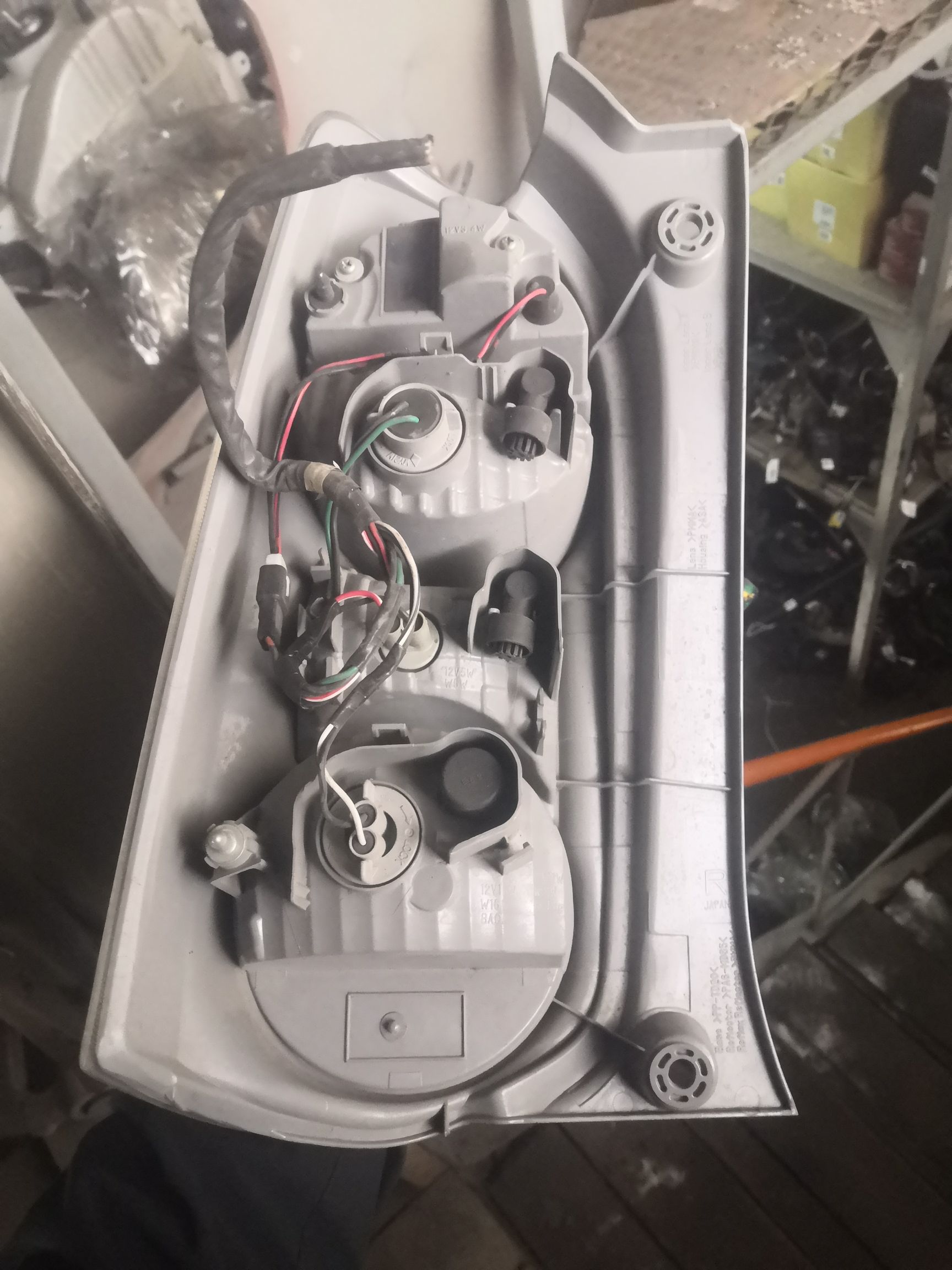 Стоп 220-51004 220-51004 на Toyota Passo KGC30 Фото 4