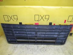 Решетка радиатора 62310-VX50A на Nissan Caravan VWME25 Фото 3