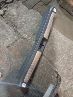 Обшивка багажника 58387-05090 на Toyota Avensis Wagon AZT250W Фото 10