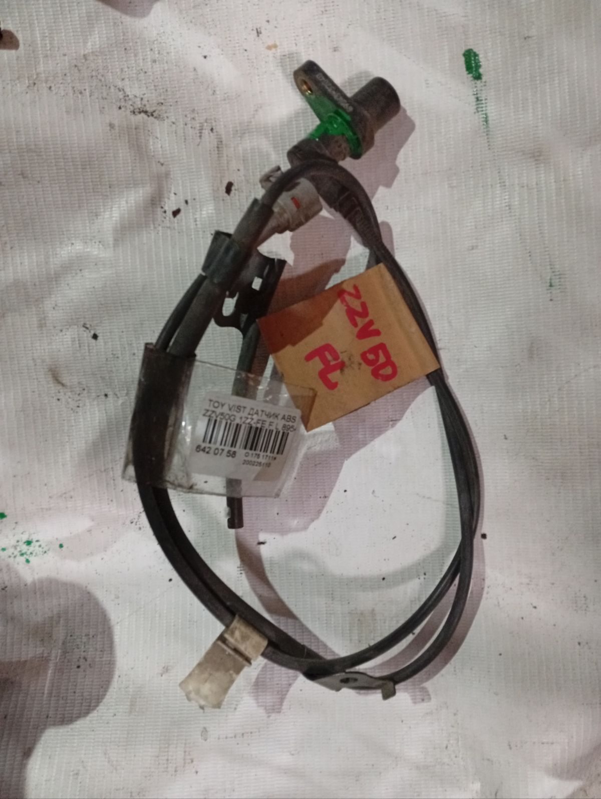 Датчик ABS 89543-32040 на Toyota Vista Ardeo ZZV50G 1ZZ-FE Фото 2