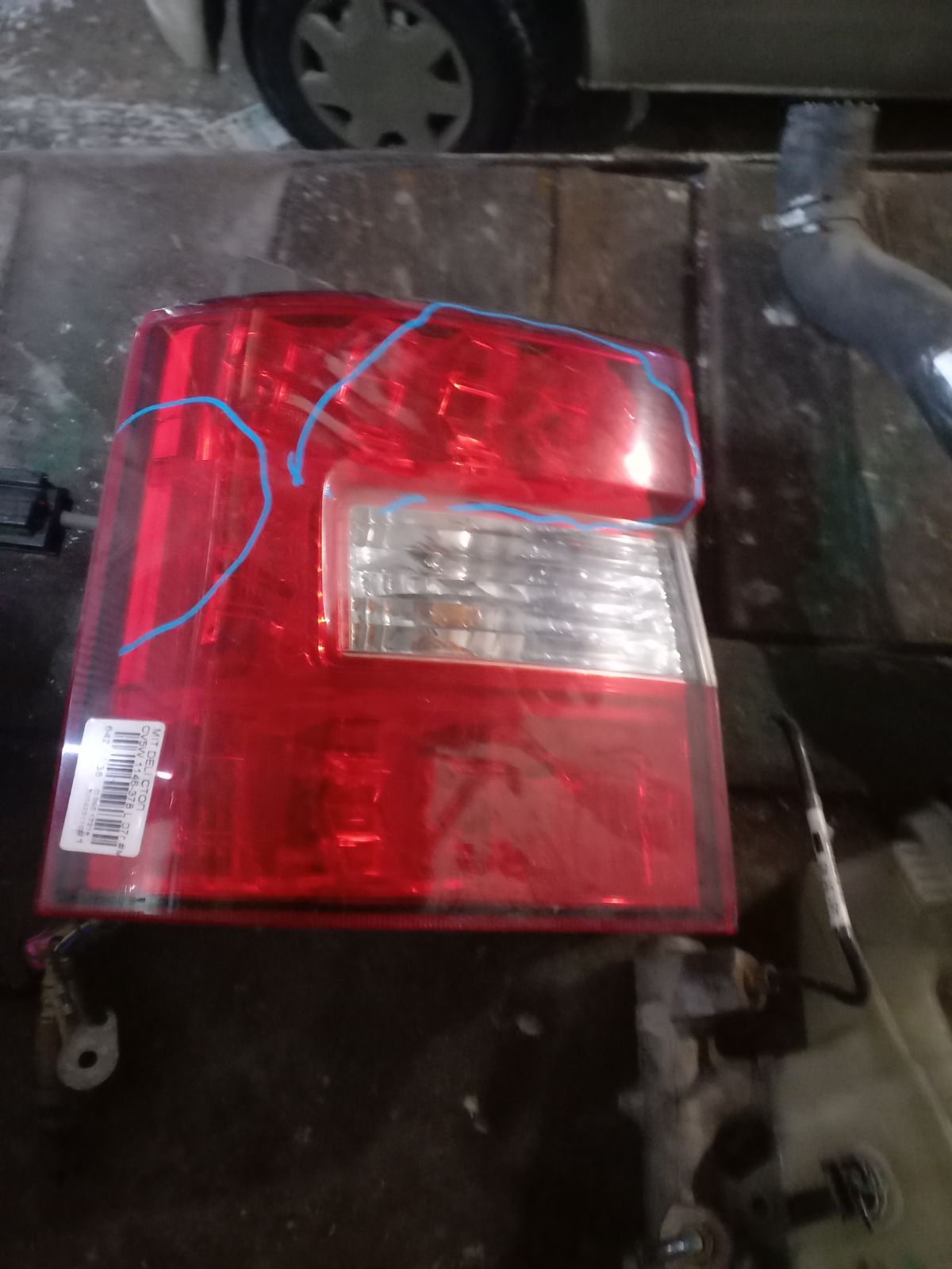 Стоп 1146-378 1146-378 на Mitsubishi Delica D:5 CV5W Фото 5