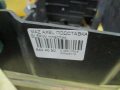 Подставка под аккумулятор на Mazda Axela BL5FW Фото 2