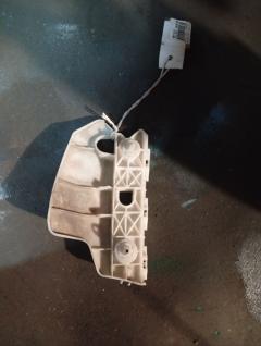 Крепление бампера 52115-28120 на Toyota Estima ACR50W Фото 4