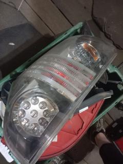 Стоп 28-199 28-199 на Toyota Voxy ZRR70W Фото 3