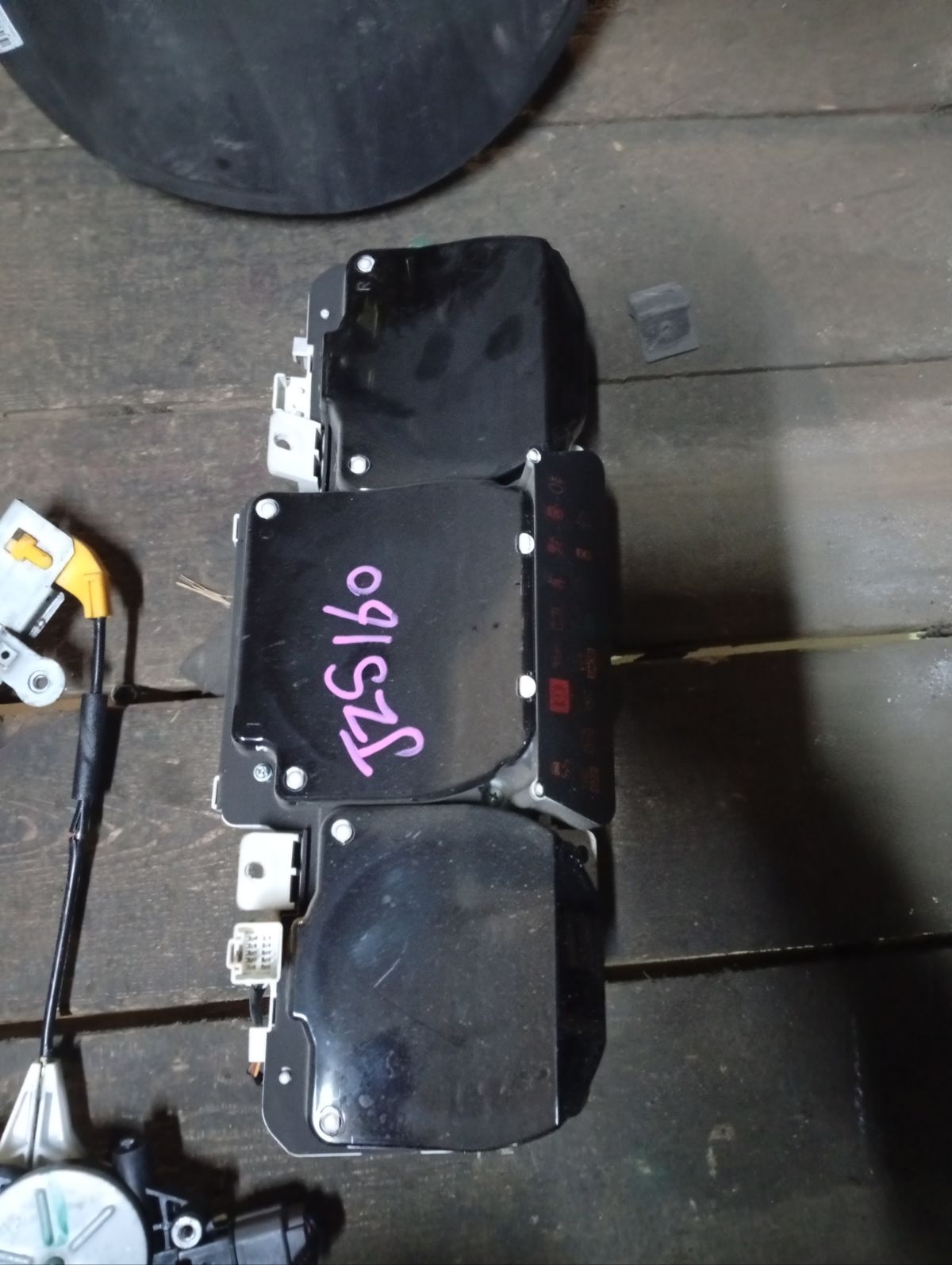 Спидометр на Toyota Aristo JZS160 2JZ-GE Фото 3