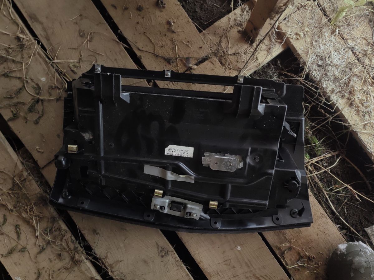 Бардачок на Bmw 5-Series E60 Фото 5