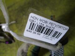 Регулятор скорости мотора отопителя на Honda Mobilio GB1 L15A Фото 2
