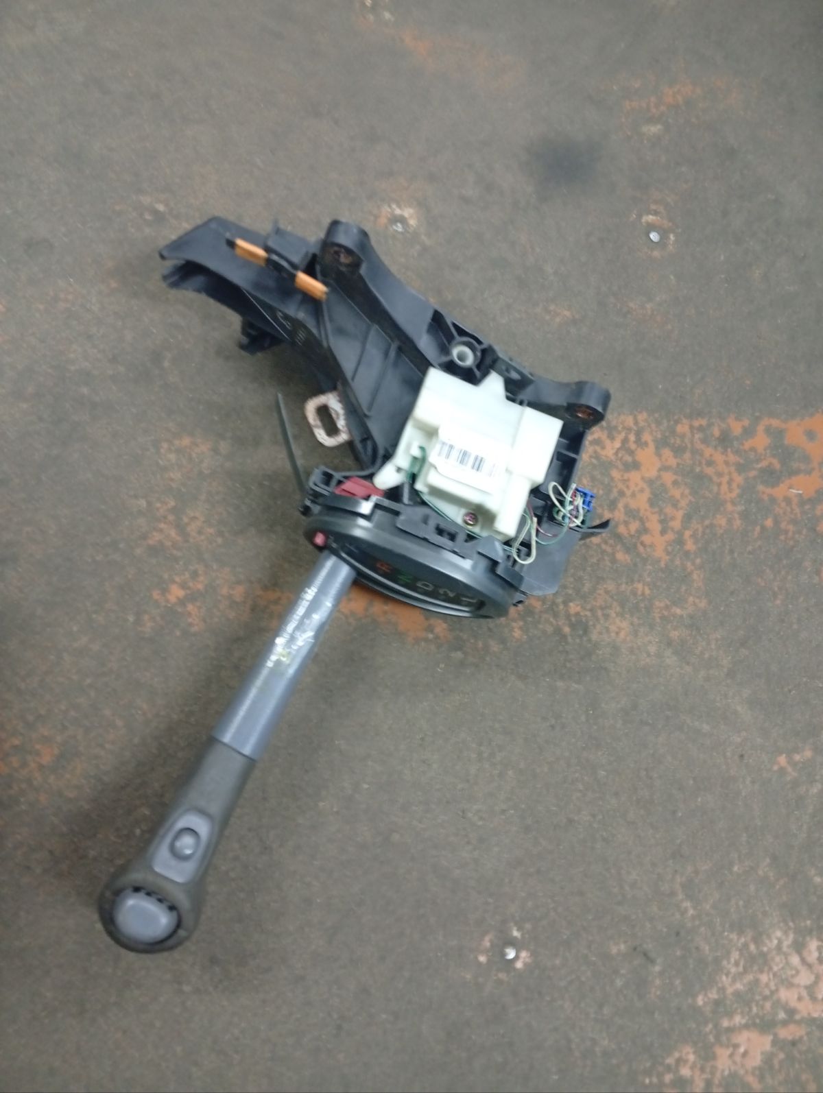 Ручка КПП на Toyota Vitz SCP10 Фото 8