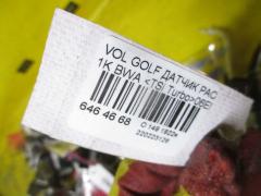 Датчик расхода воздуха на Volkswagen Golf V 1K BWA Фото 2