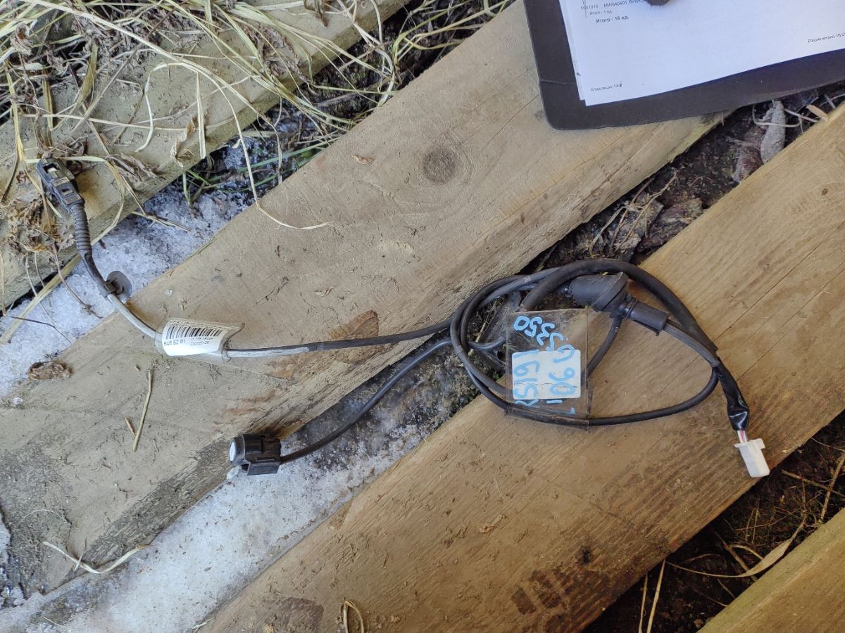 Датчик ABS 89546-30070 на Lexus Gs350 GRS191 2GR-FSE Фото 2