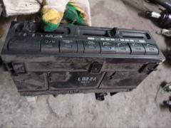 Блок управления климатконтроля на Mazda Mpv LVLW Фото 4