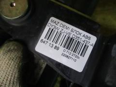 Блок ABS на Mazda Demio DY3W ZJ-VE Фото 3