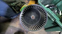 Мотор печки на Nissan Note E12 Фото 4