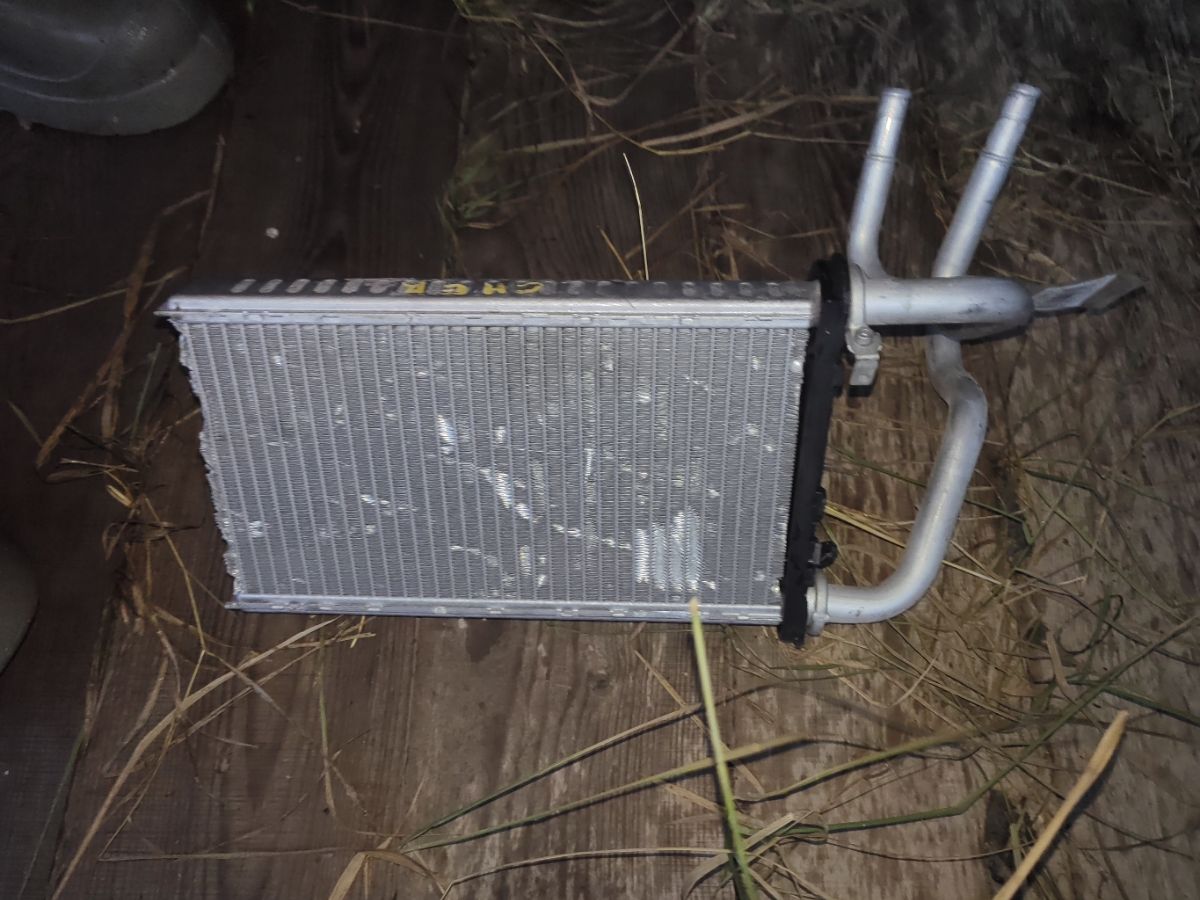 Радиатор печки на Jeep Cherokee KK EKG Фото 4
